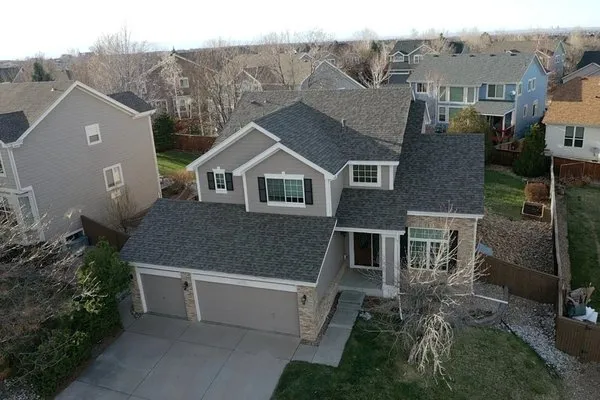 R4 Roofing & Exteriors Logo