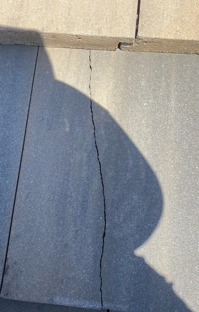 Slide of R4 Roofing and Reconstruction