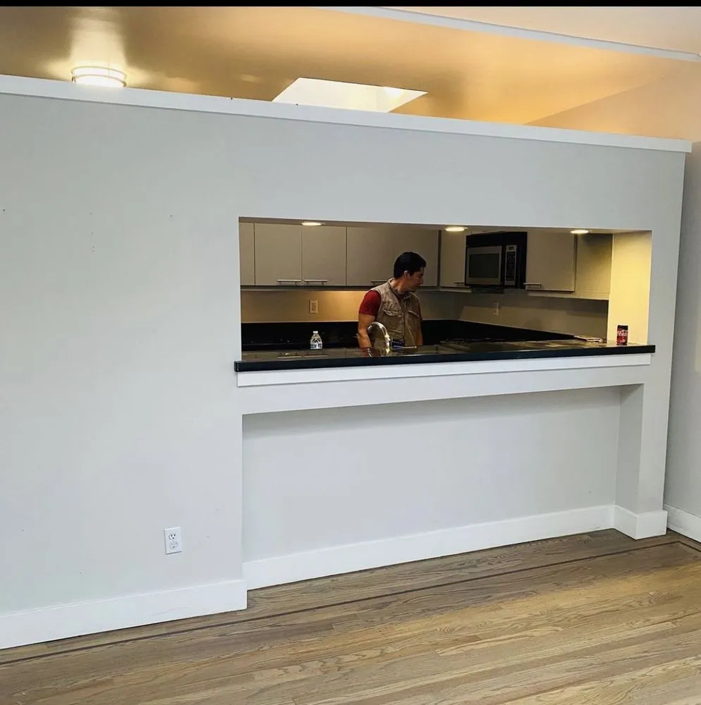 Slide of R7 Construction