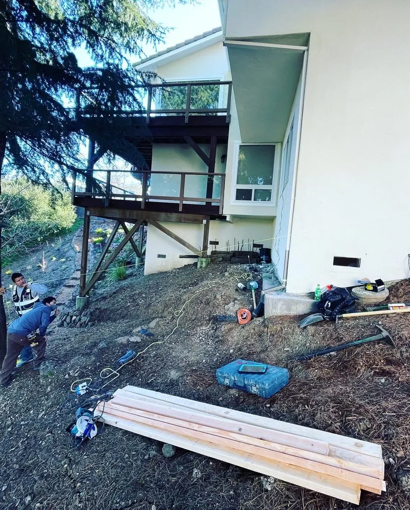 Slide of R7 Construction