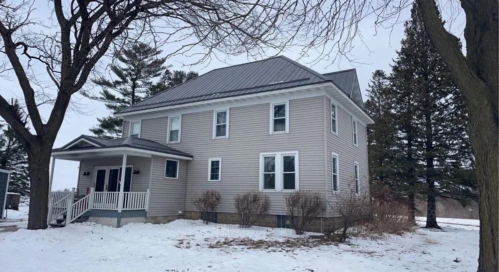 Trusted residential roofing service in Waucoma, IA - Raber Roofing and Construction