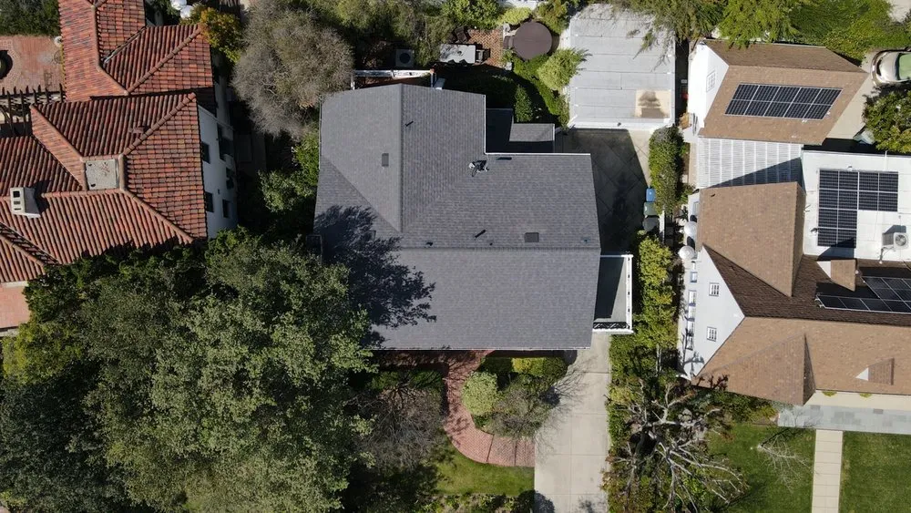 Top-rated shingle roofing service in Valley Village, CA - Rafael and Iris Roofing