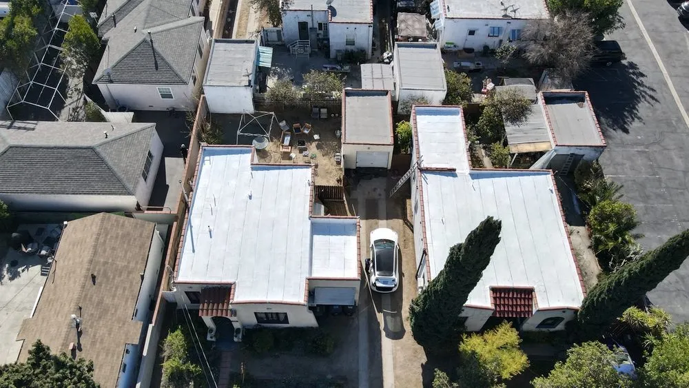 Licensed roof inspection in Valley Village, CA by Rafael and Iris Roofing