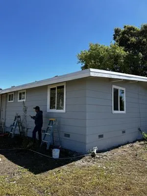 Rafael’s Tear-off & Hauling Logo