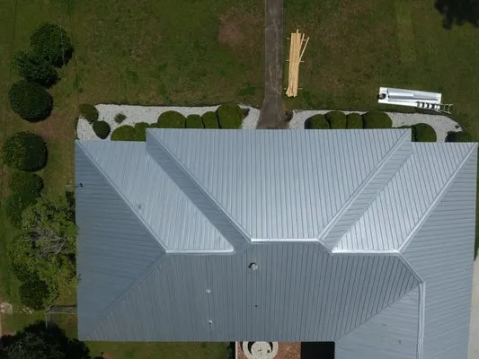 Rain Control Roofing Logo