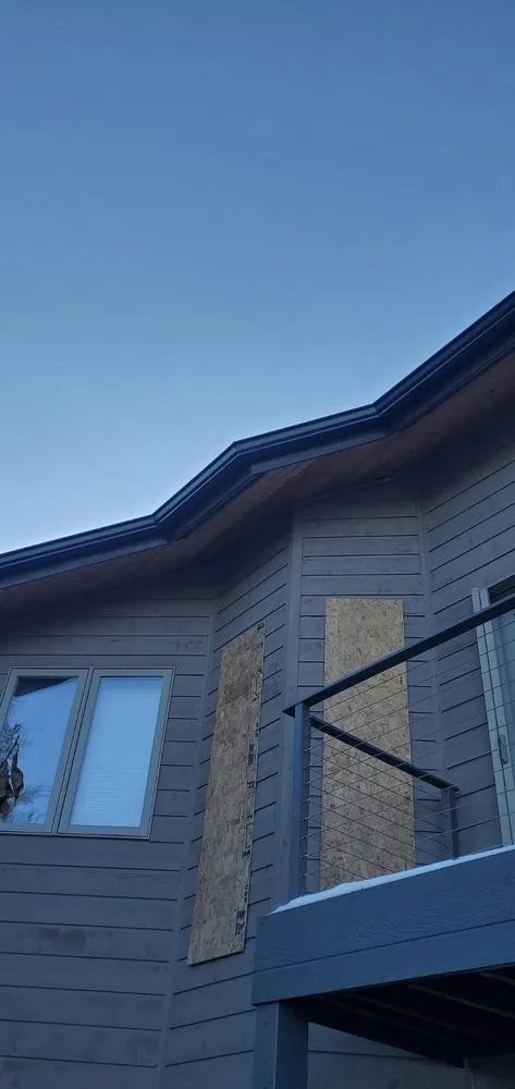 Licensed roof replacement experts serving Coeur d'Alene, ID - Rain Master Seamless Rain Gutters