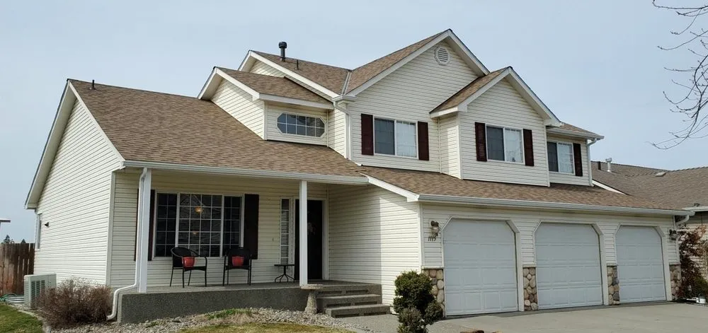 Licensed storm damage roof repair in Coeur d'Alene, ID - Rain Master Seamless Rain Gutters
