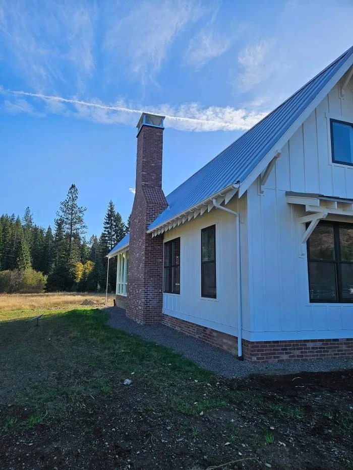 Top-rated storm damage roof repair after storm damage in Coeur d'Alene, ID by Rain Master Seamless Rain Gutters