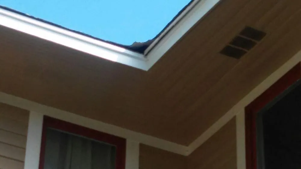 Slide of Rainbow Roofing & Remodeling Enterprises