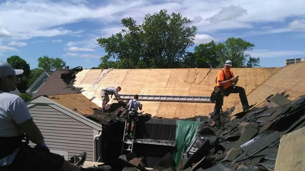 Slide of Rainbow Roofing & Siding