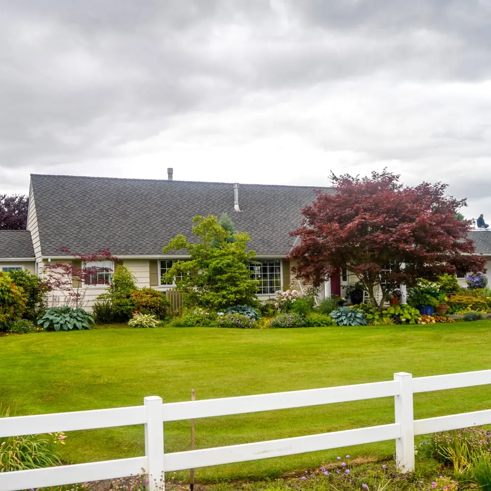Slide of Raindrop Roofing NW