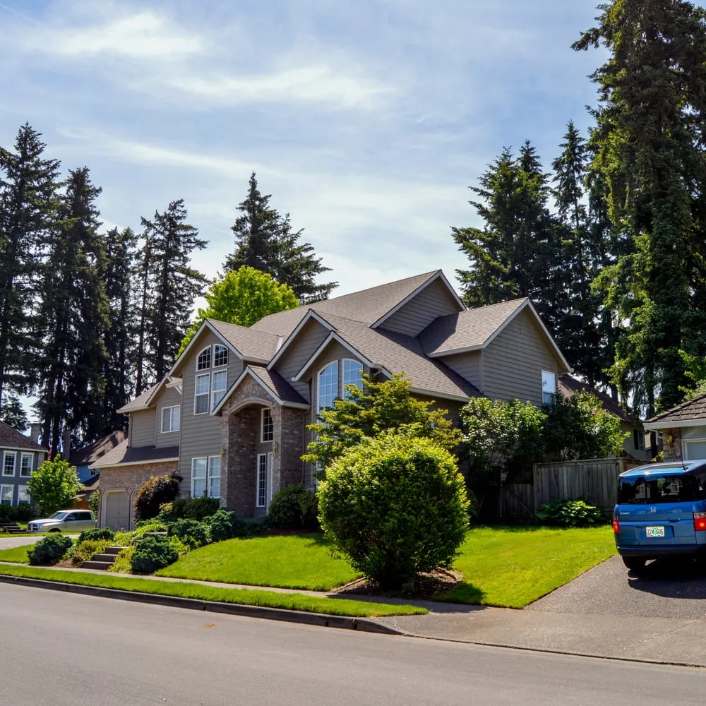 Slide of Raindrop Roofing NW