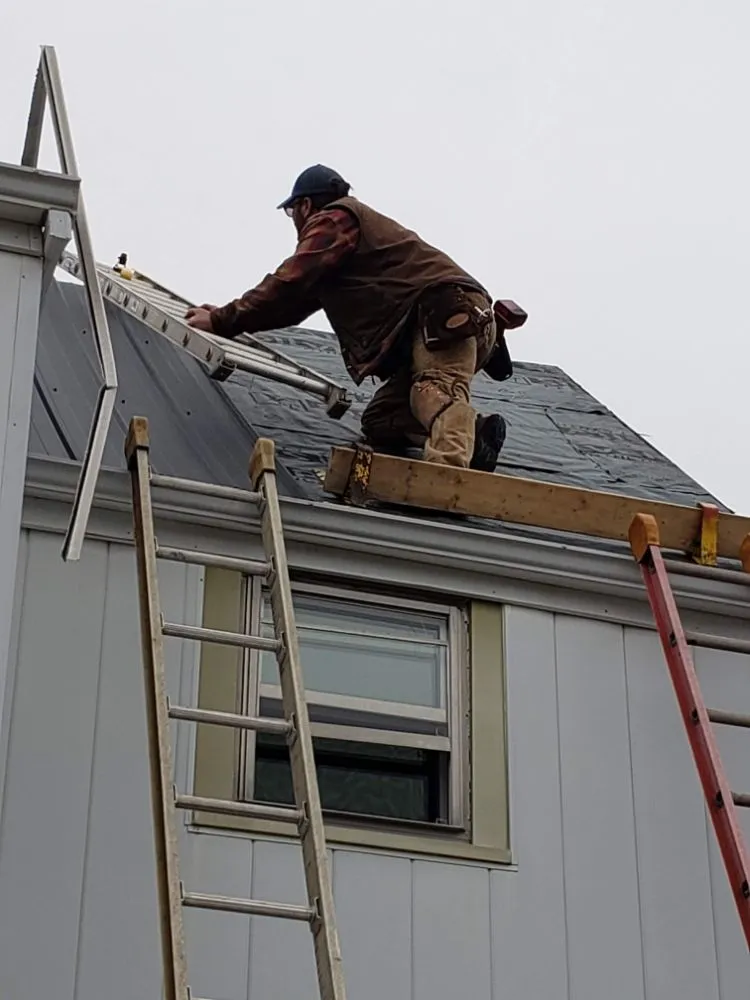 Expert roof installation near you across Wausaukee, WI - Raindrop Roofing