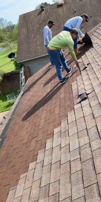 RainTight Roofing Logo