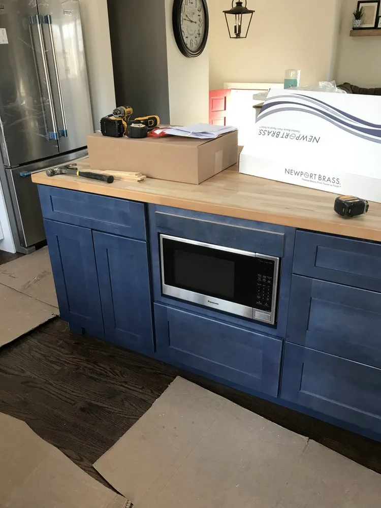 Slide of RAL Associates