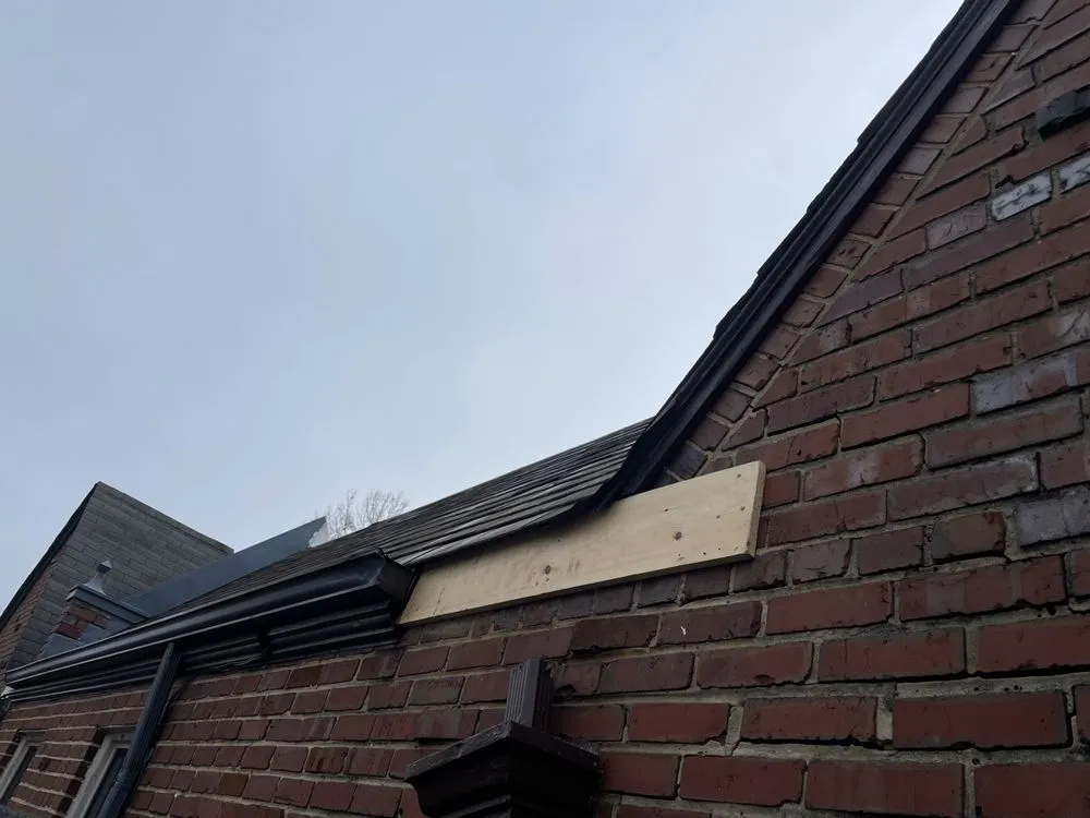 Slide of Ralda Roofing & Gutter Handyman