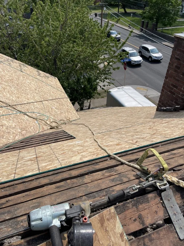 Slide of Ralphandsons Construction