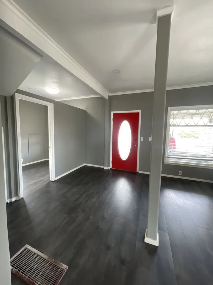 Slide of Ralphandsons Construction