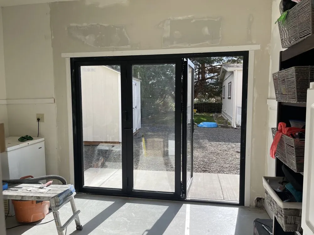 Slide of Ralphandsons Construction