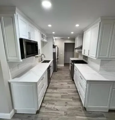 Ramirez Construction Logo