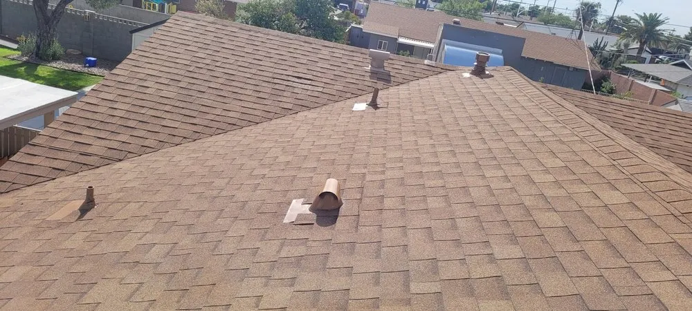 Slide of Ramirez Expert Roofing
