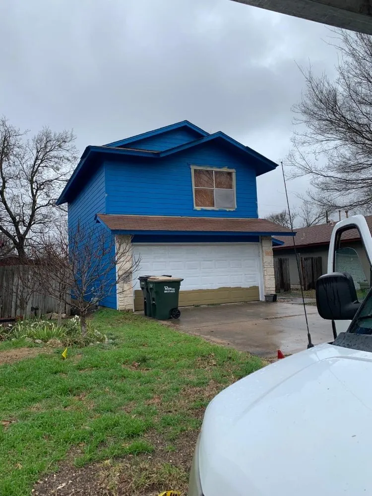 Trusted shingle roofing service for fast service in Del Valle, TX by Ramirez Remodeling