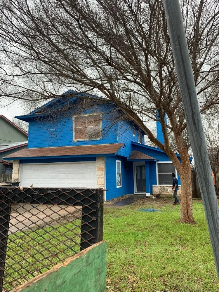 Local shingle roofing service for residential properties across Del Valle, TX - Ramirez Remodeling