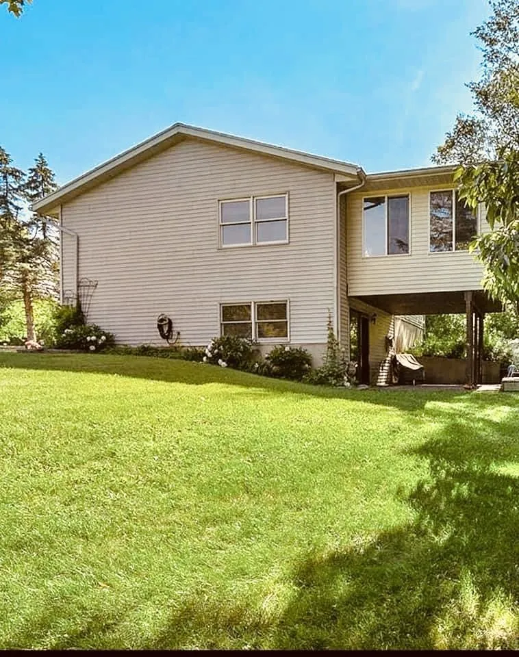 Slide of Ramirez Renovations