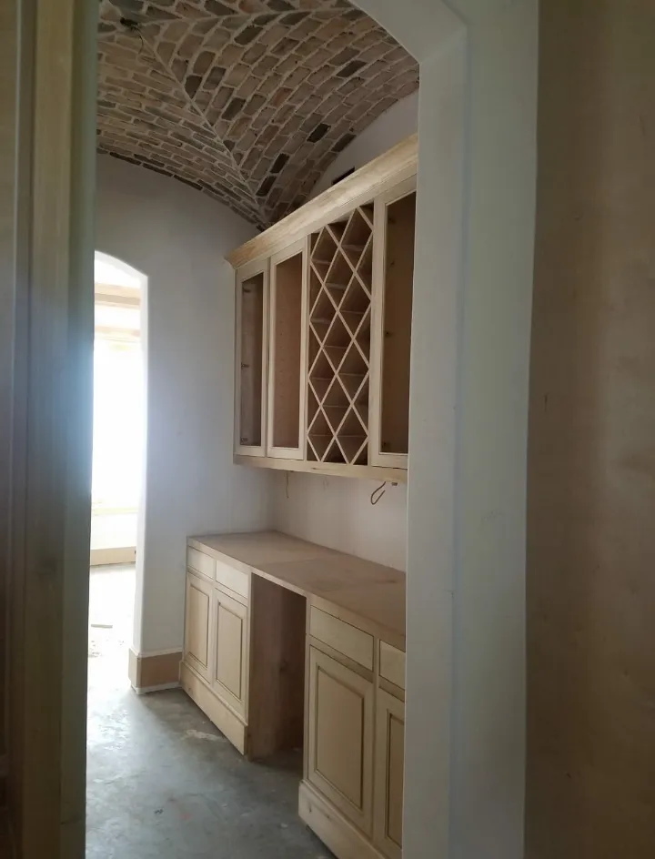 Slide of Ramiro's Carpentry