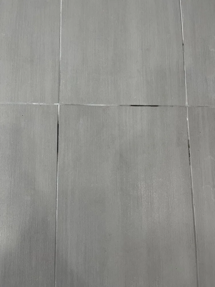 Slide of Ramiro's Carpentry