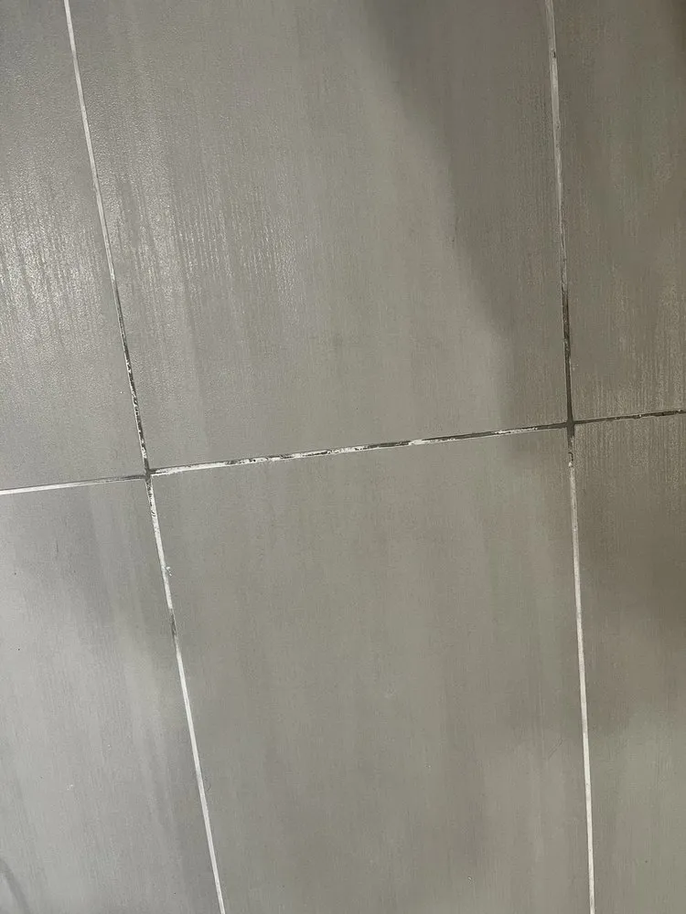 Slide of Ramiro's Carpentry