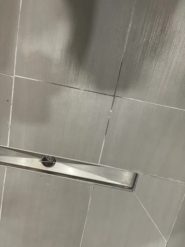 Slide of Ramiro's Carpentry