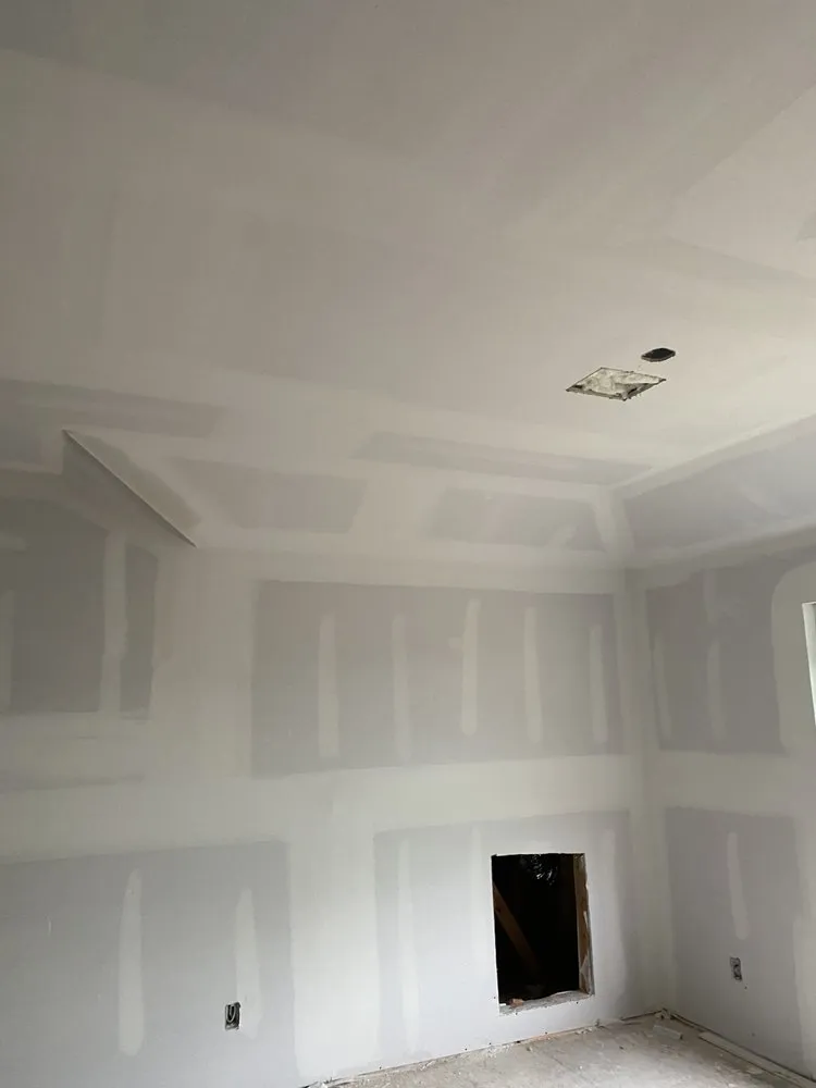 Slide of Ramiro's Roofing