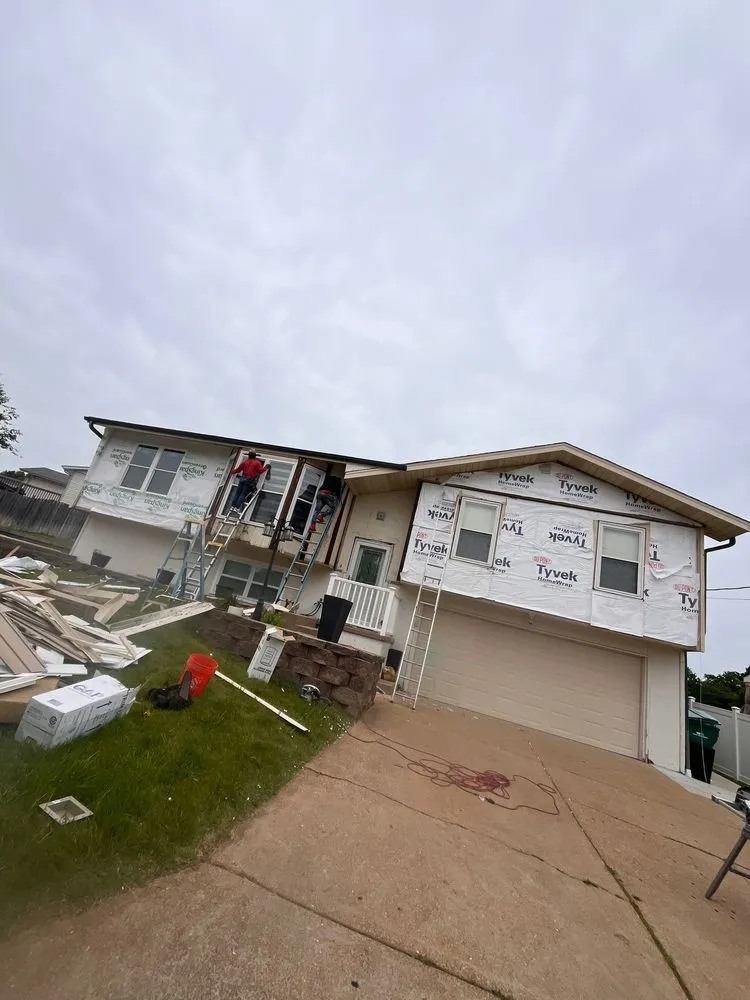 Trusted roof installation in Sauget, IL by Ramos Construction and More