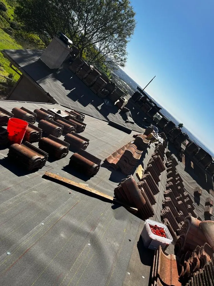 Slide of Ramos Roofing