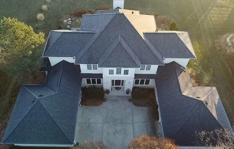 Slide of Ramos Roofing