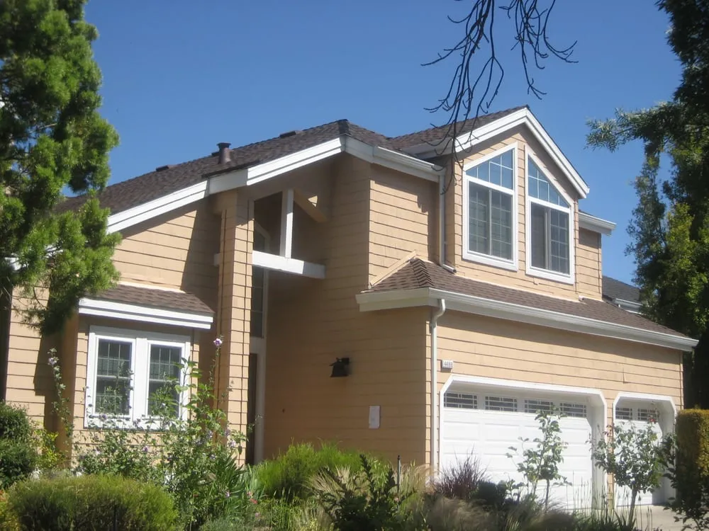 Slide of Ramos Roofing