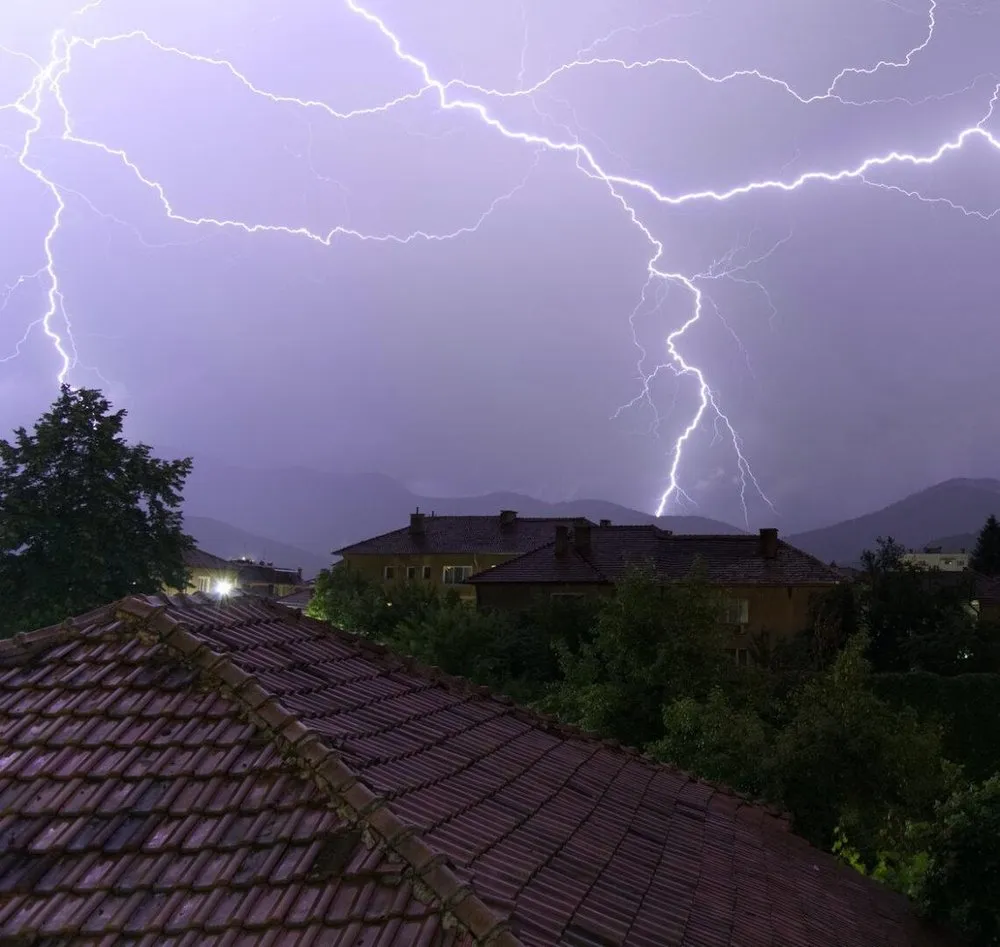 Slide of Ramos Roofing