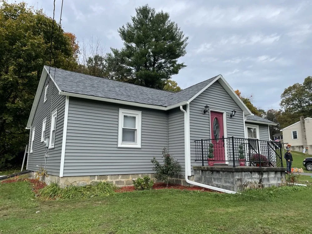 Slide of Ramses Roofing & Construction