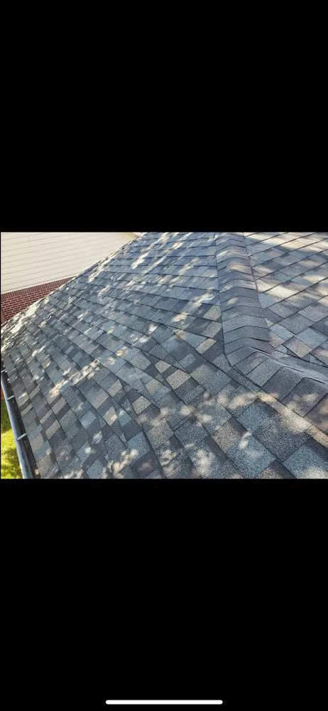 Slide of Randal’s Roofing