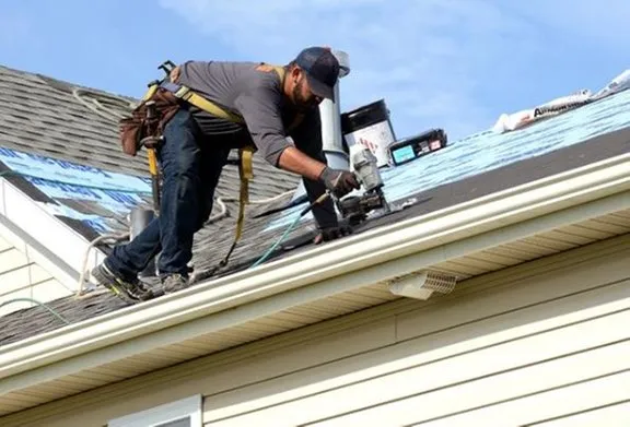 Slide of Randy's Roofing & Construction