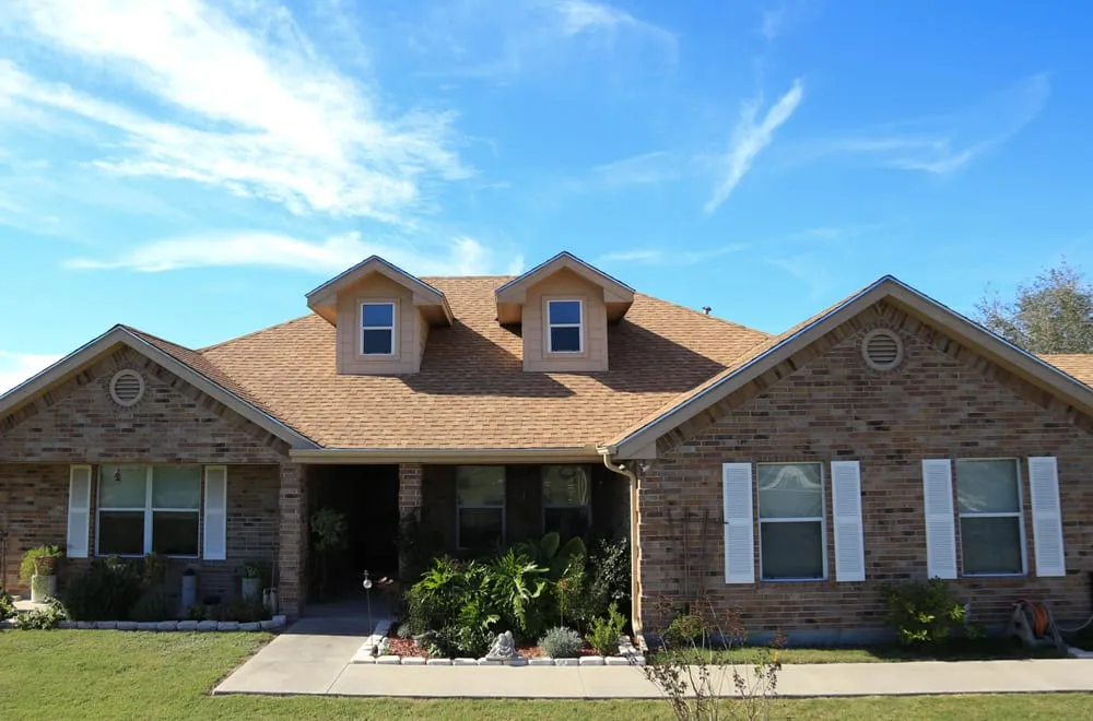 Slide of Randy's Roofing & Metal Buildings