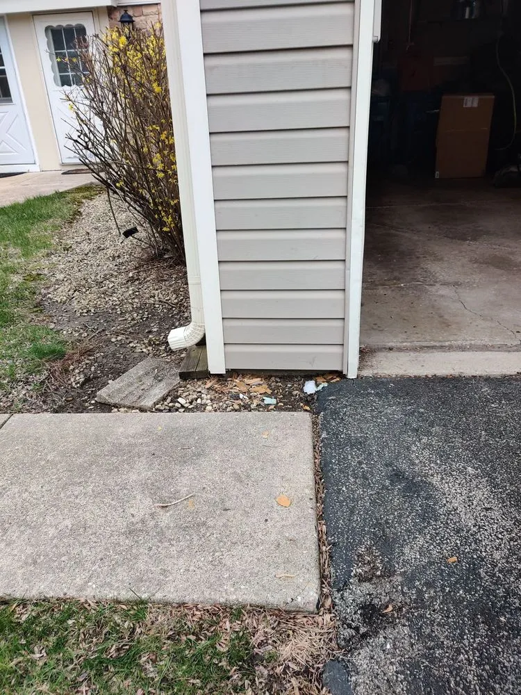 Slide of Randys Roofing And Repair