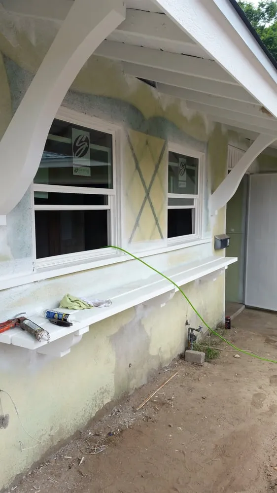 Slide of Raneri & Long Roofing and Solar