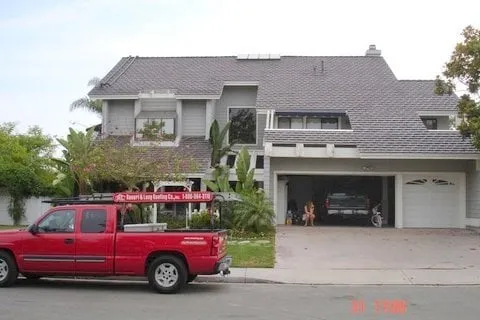 Slide of Raneri & Long Roofing and Solar