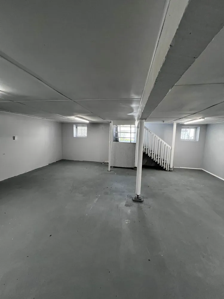 Slide of Rapid Construction & Renovation