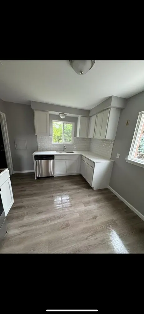 Slide of Rapid Handyman Service