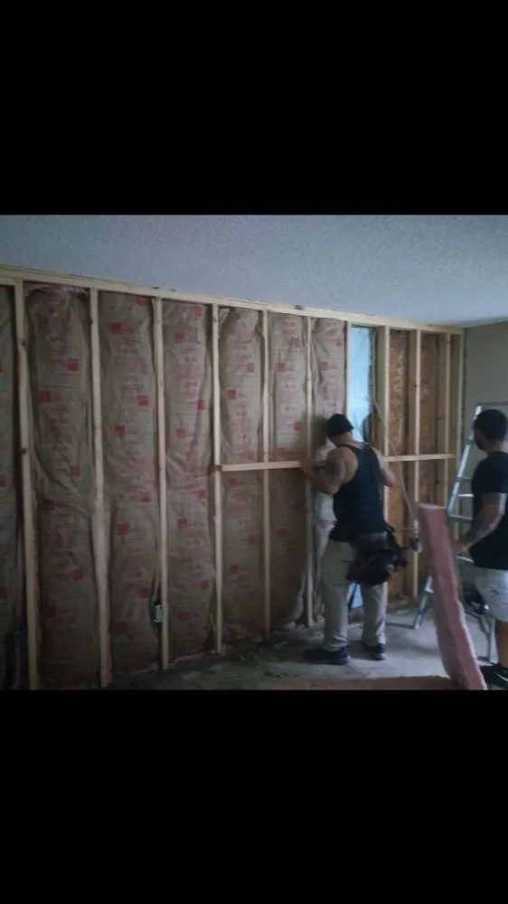 Reliable shingle roofing service in Port St. Lucie, FL by Rapid Roof & Home Repairs