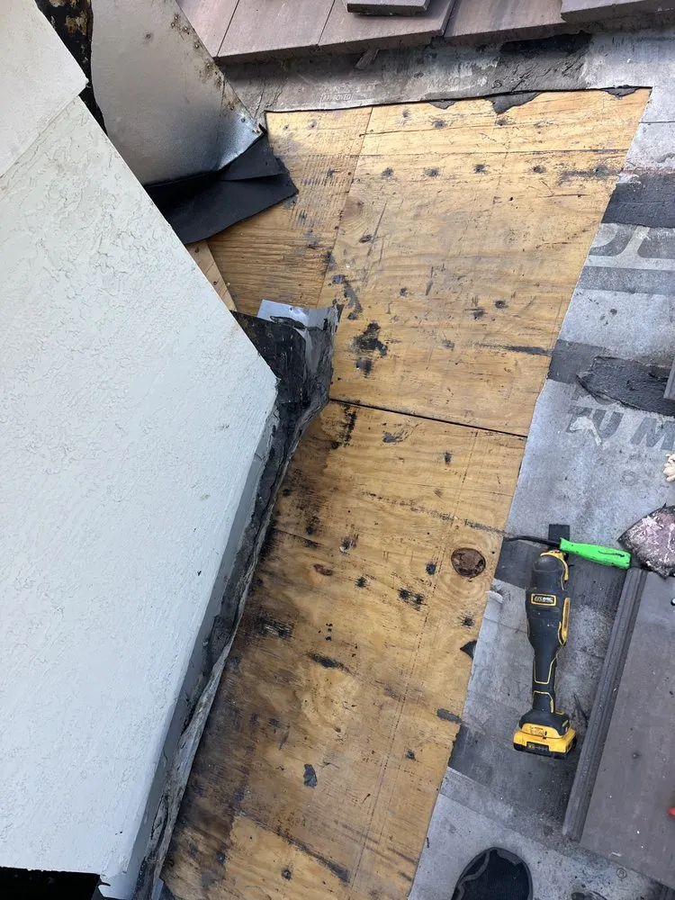 Emergency residential roofing service same-day service across Port St. Lucie, FL - Rapid Roof & Home Repairs