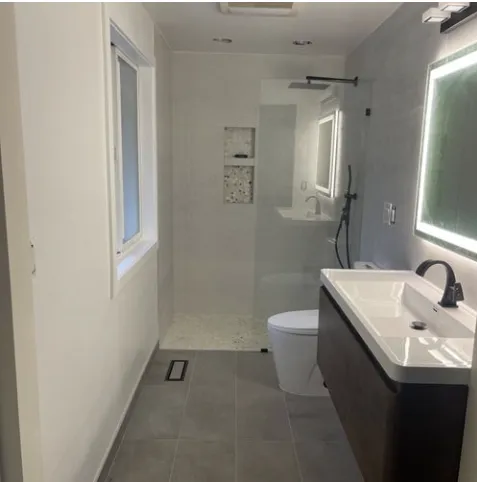 Slide of Rapido Roofing & Construction